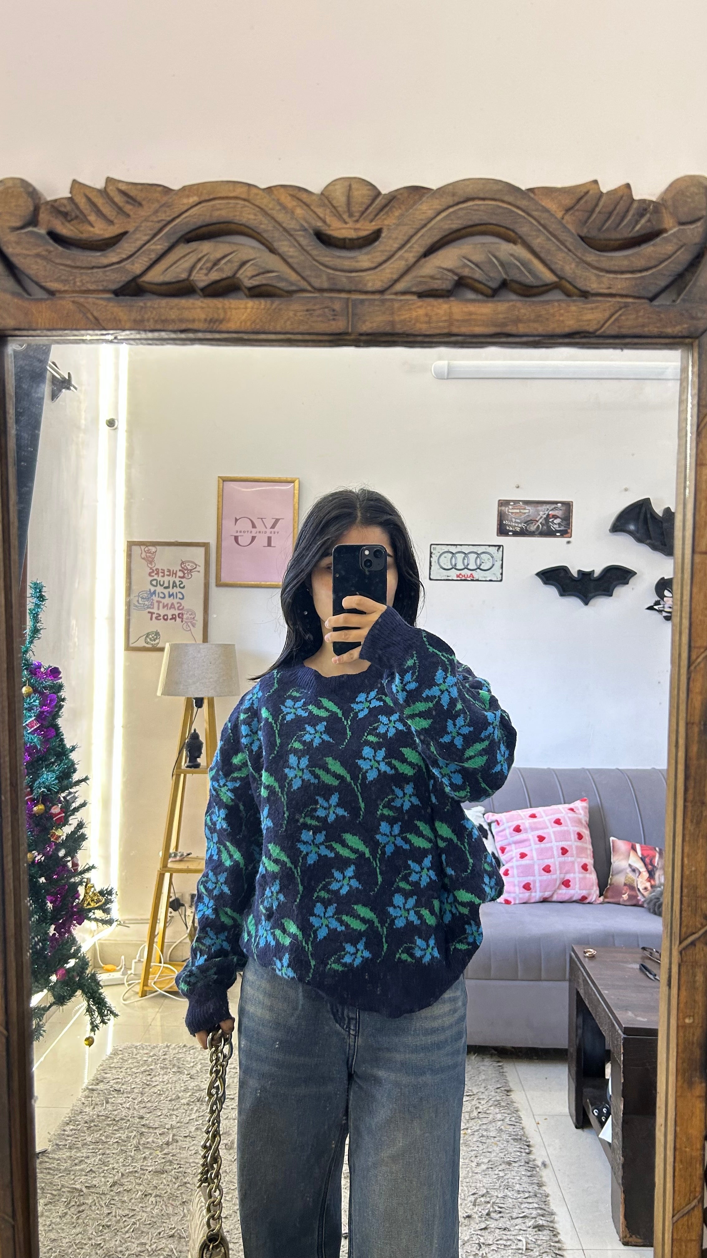 41 Beautiful Flower Sweater S
