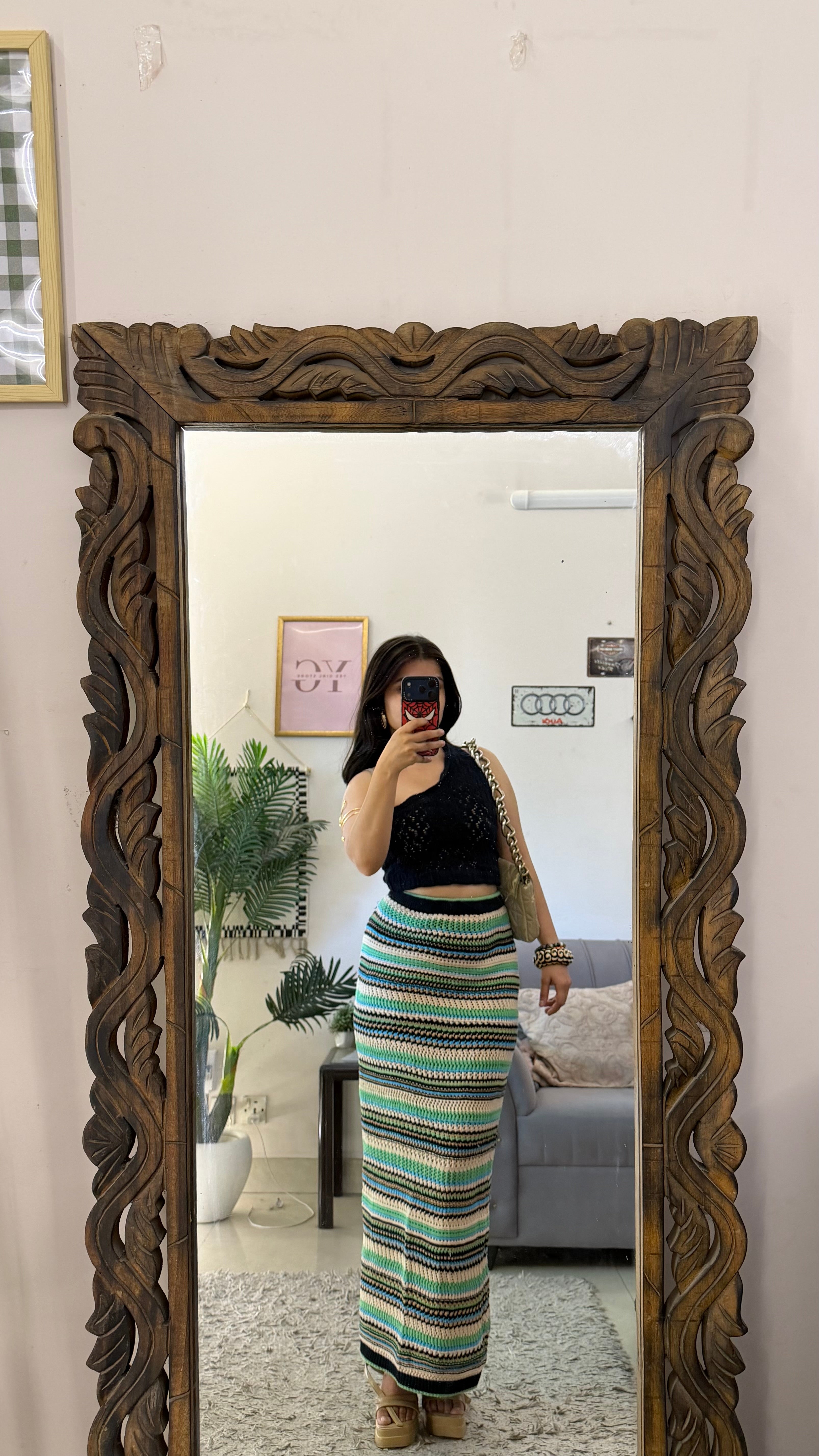 50) crochet skirt 30-32 waist/l:37