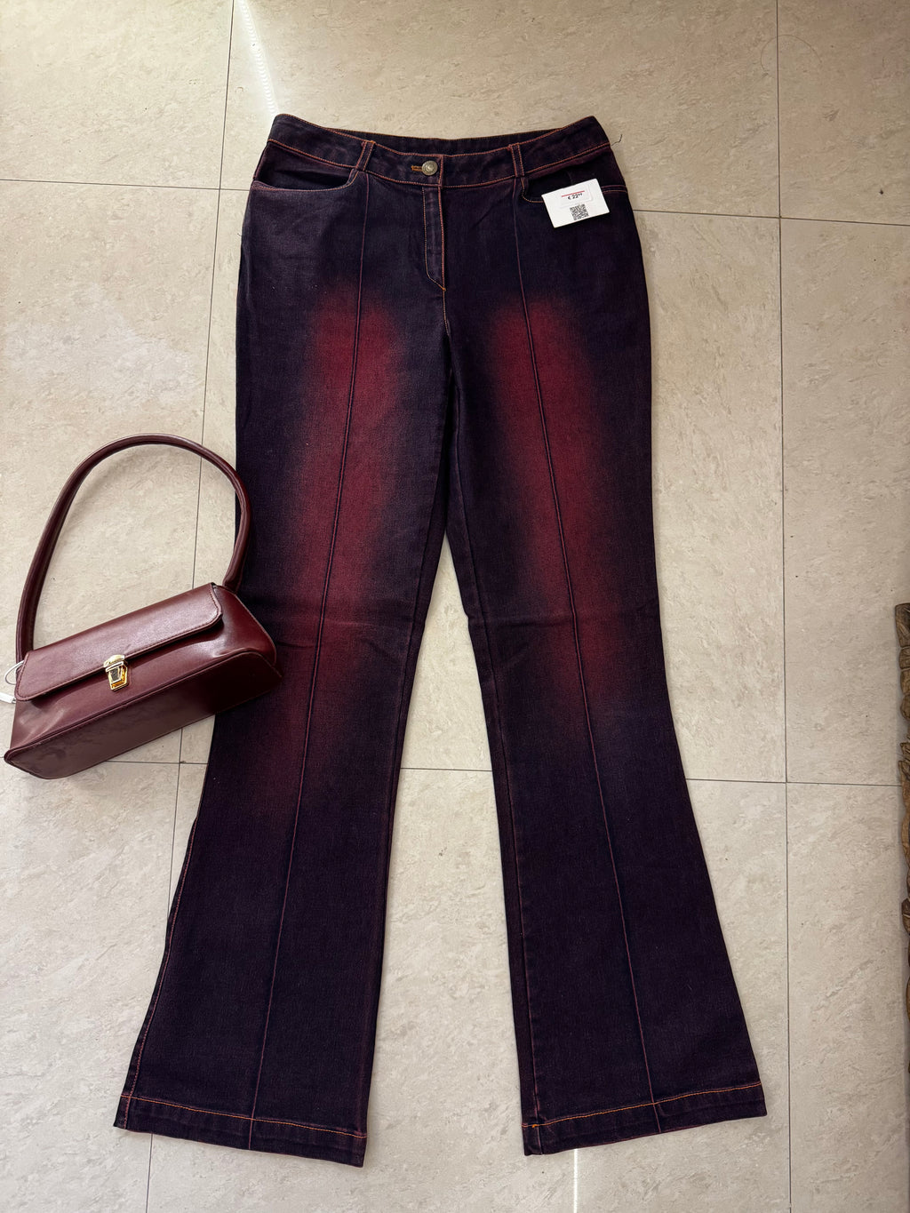 5) Vintage jeans waist:28/l:40/inceam:10/hips:36