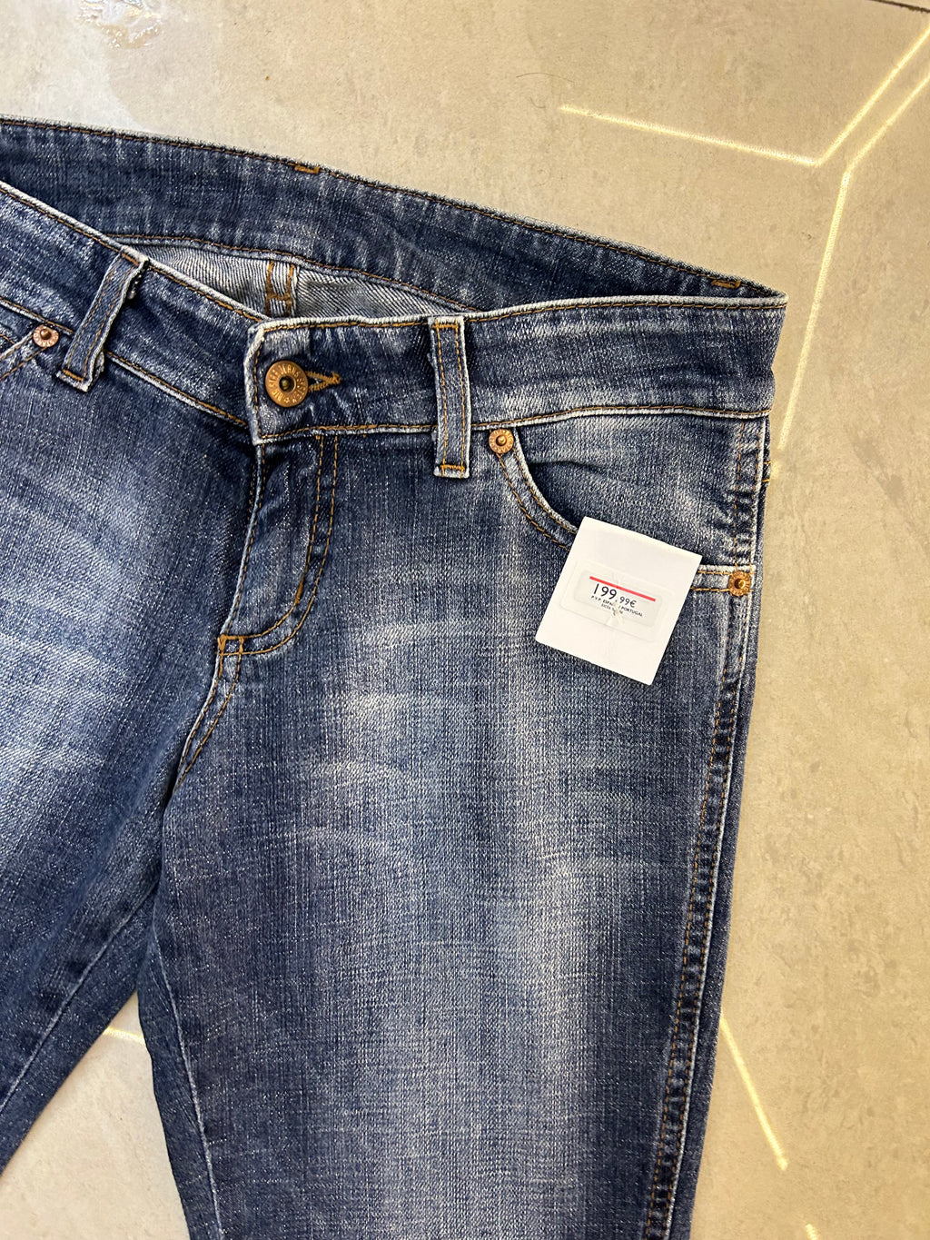 37) vintage jeans waist:29/l:41/inceam:8/hips:36