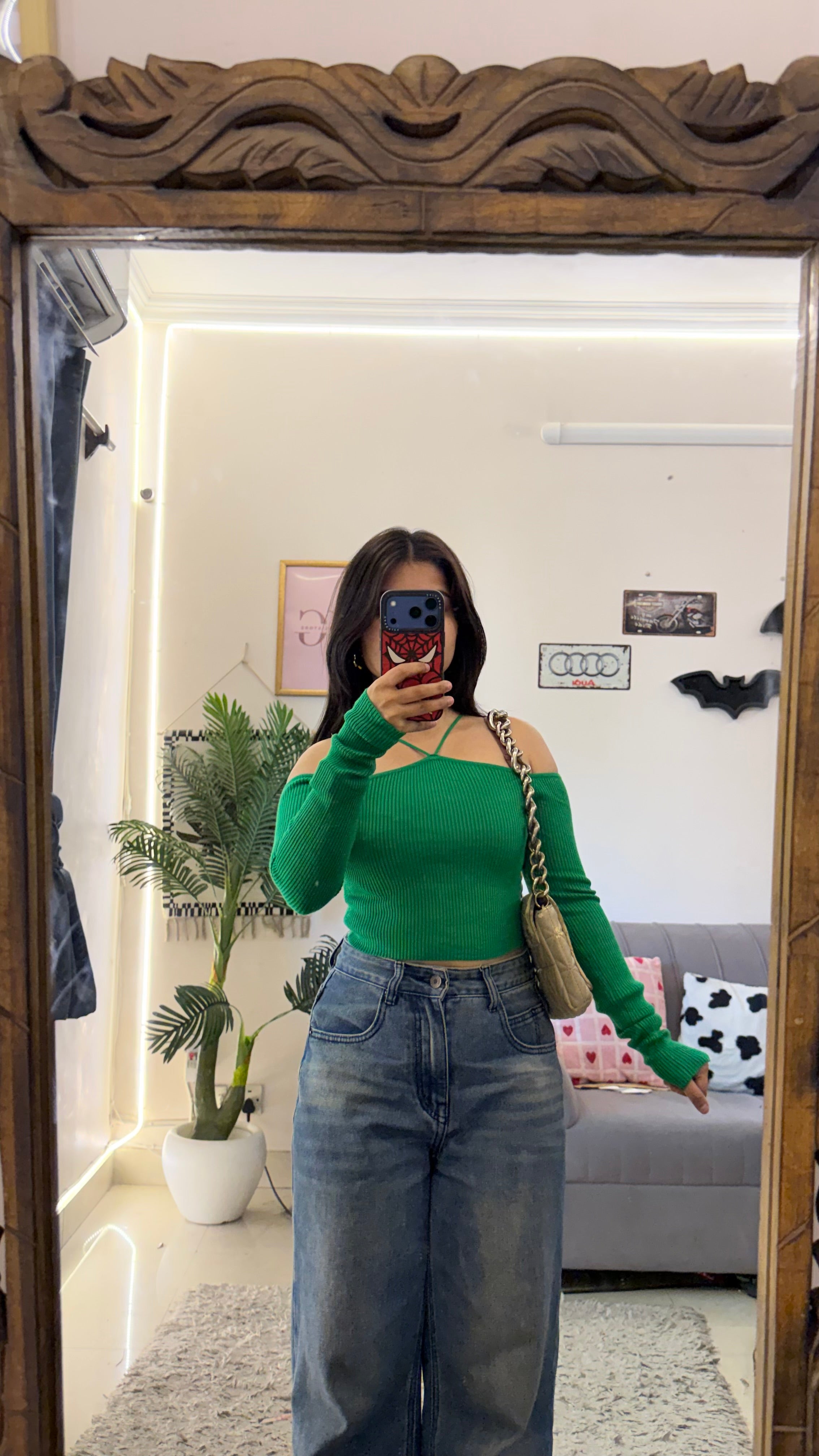 134 Pinterest top 30-34 bust