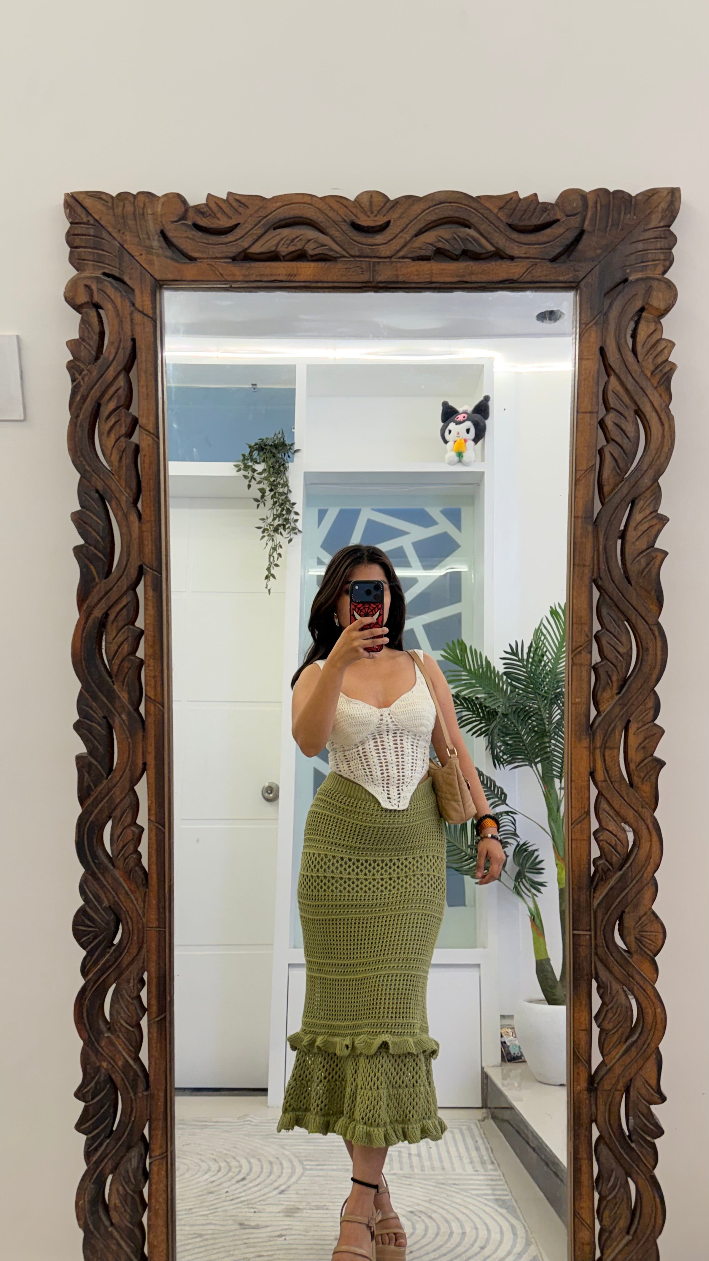 82 Cute Crochet Skirt 24-28 waist/l:34