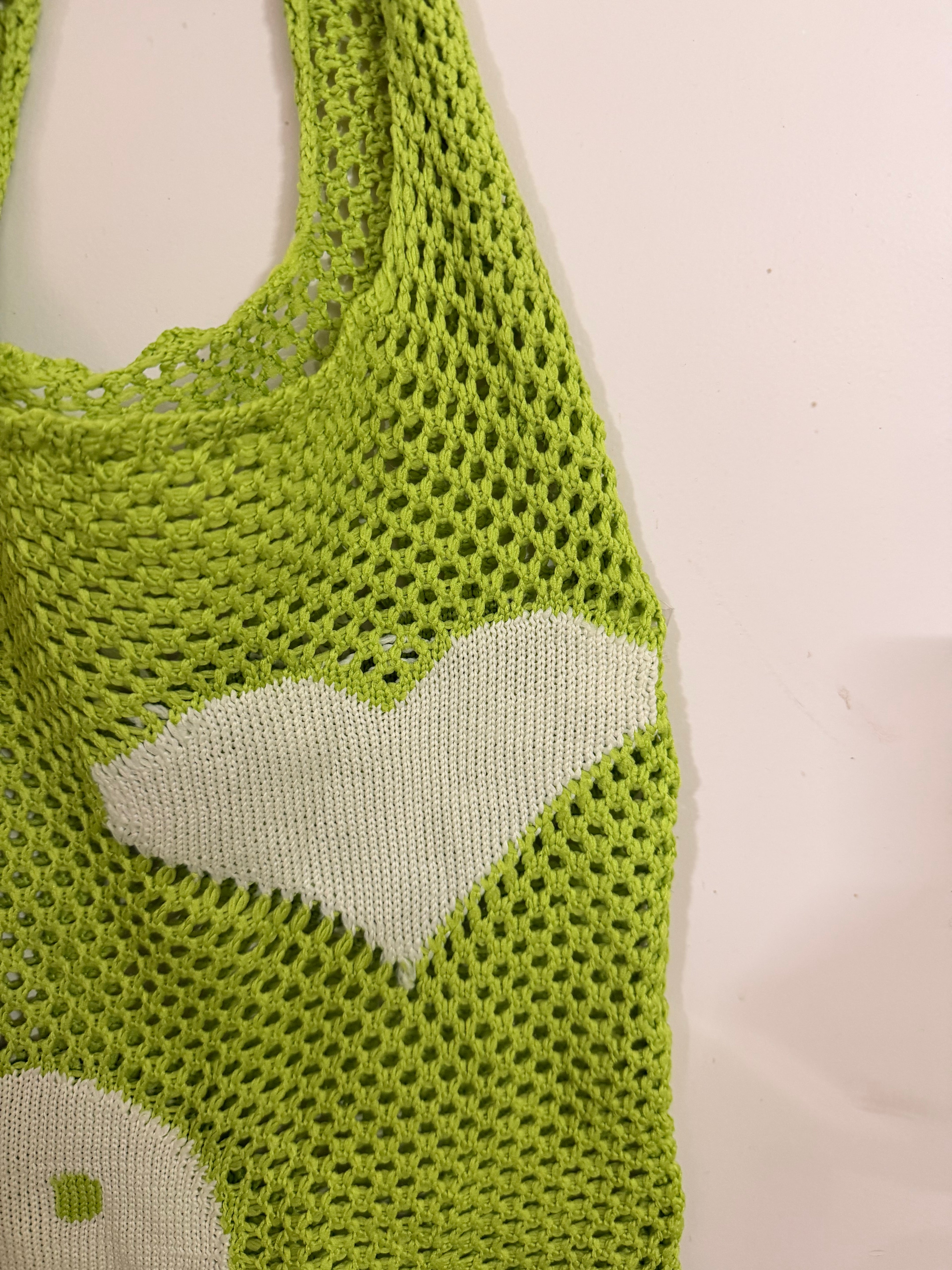 Cut crochet bag