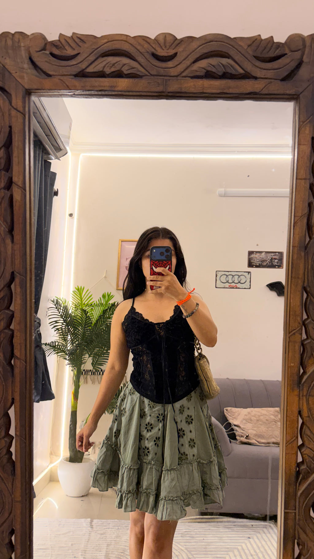 9 cute velvet corset top 28-32 bust ( close up video)