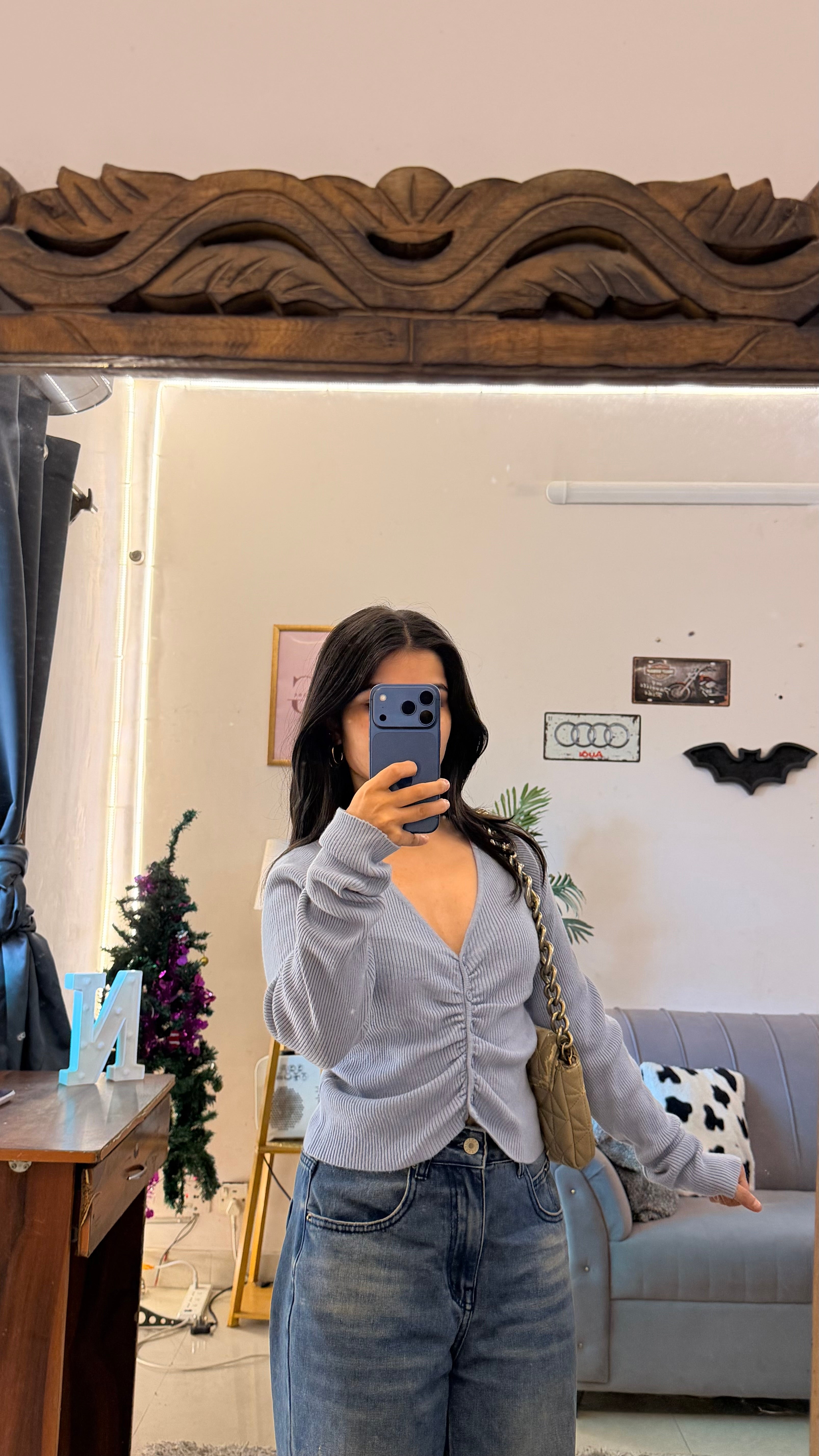 99 cute  Top 34-36 bust