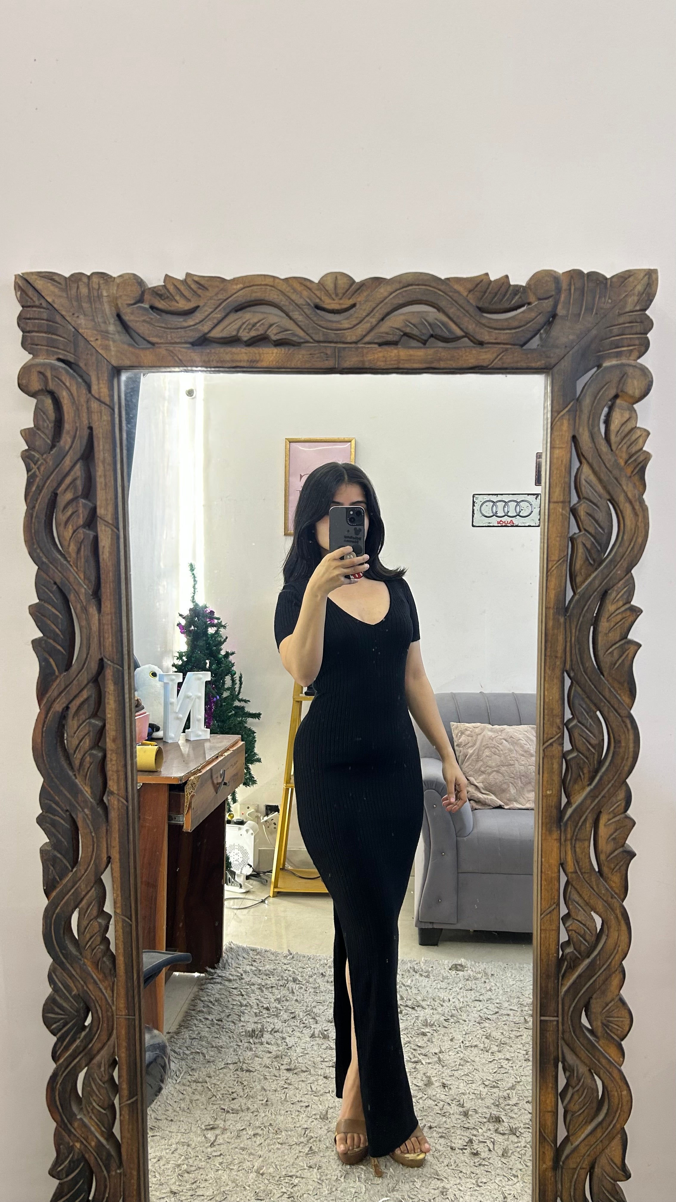 50 bodycon dress bust 28-32/length 53