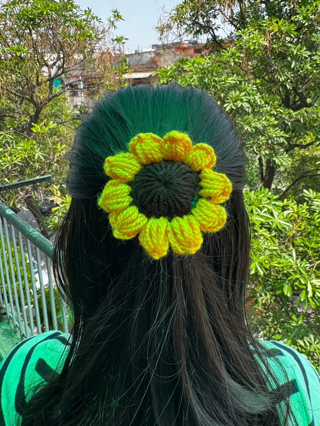 Cute big sunflower band