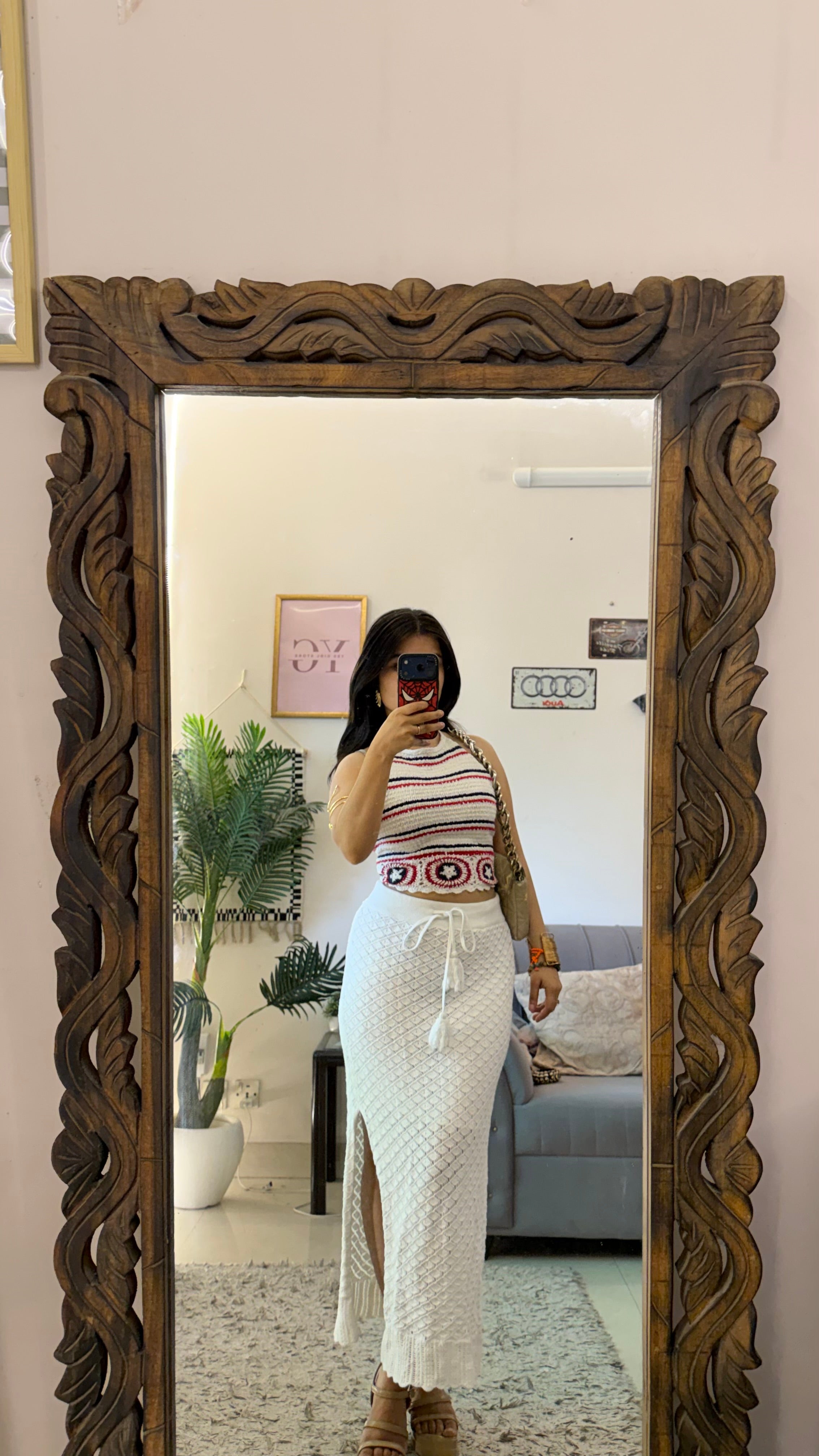 76 crochet skirt 28-32w/35L
