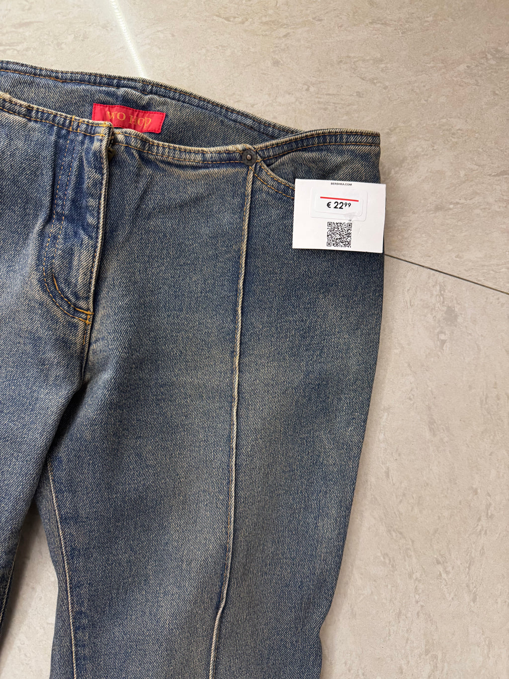 3) Vintage Jeans waist:27/l:38/inceam:9/hips:34