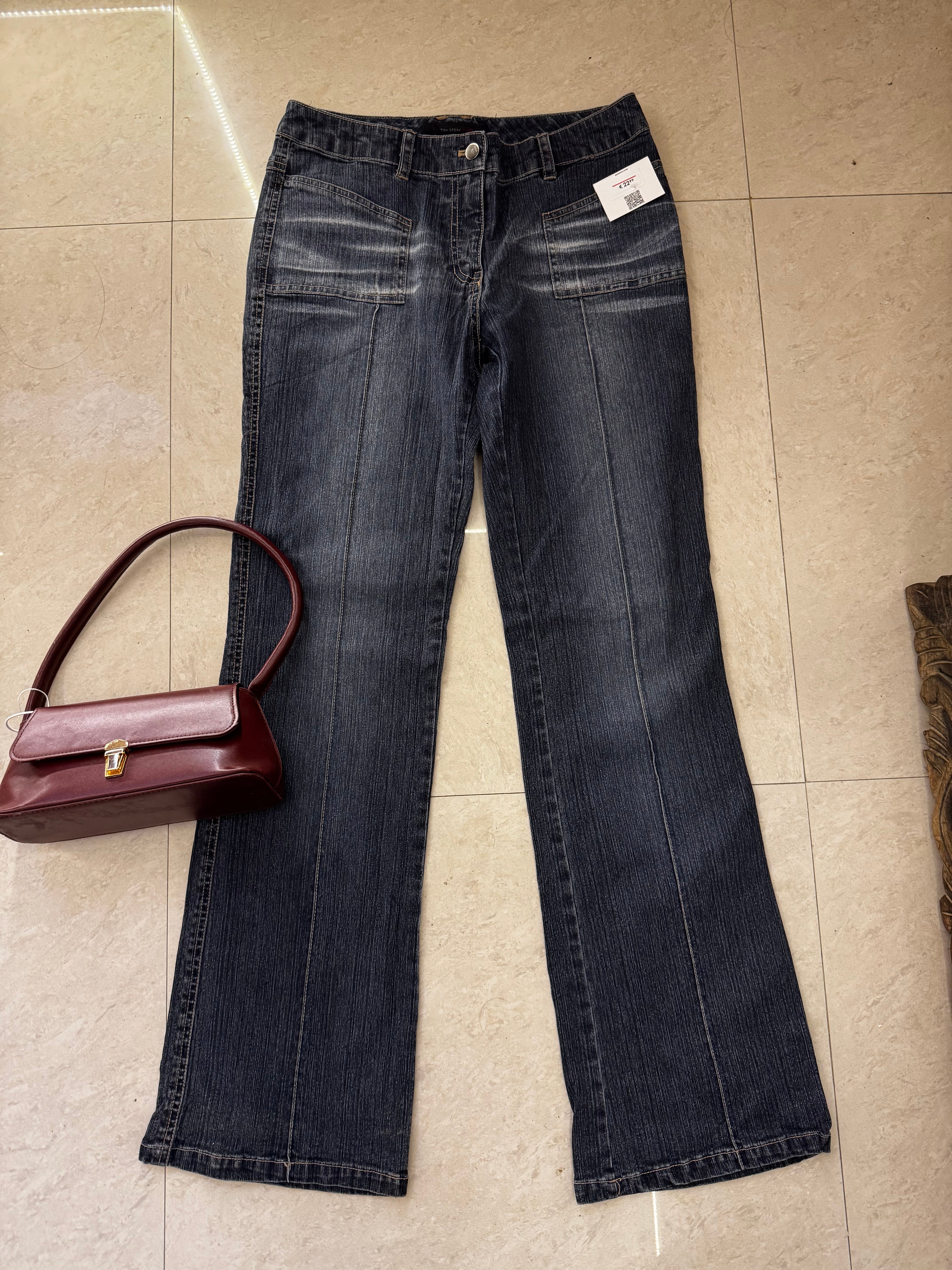7) Vintage jeans waist:32/l:41/inceam:9/hips:38