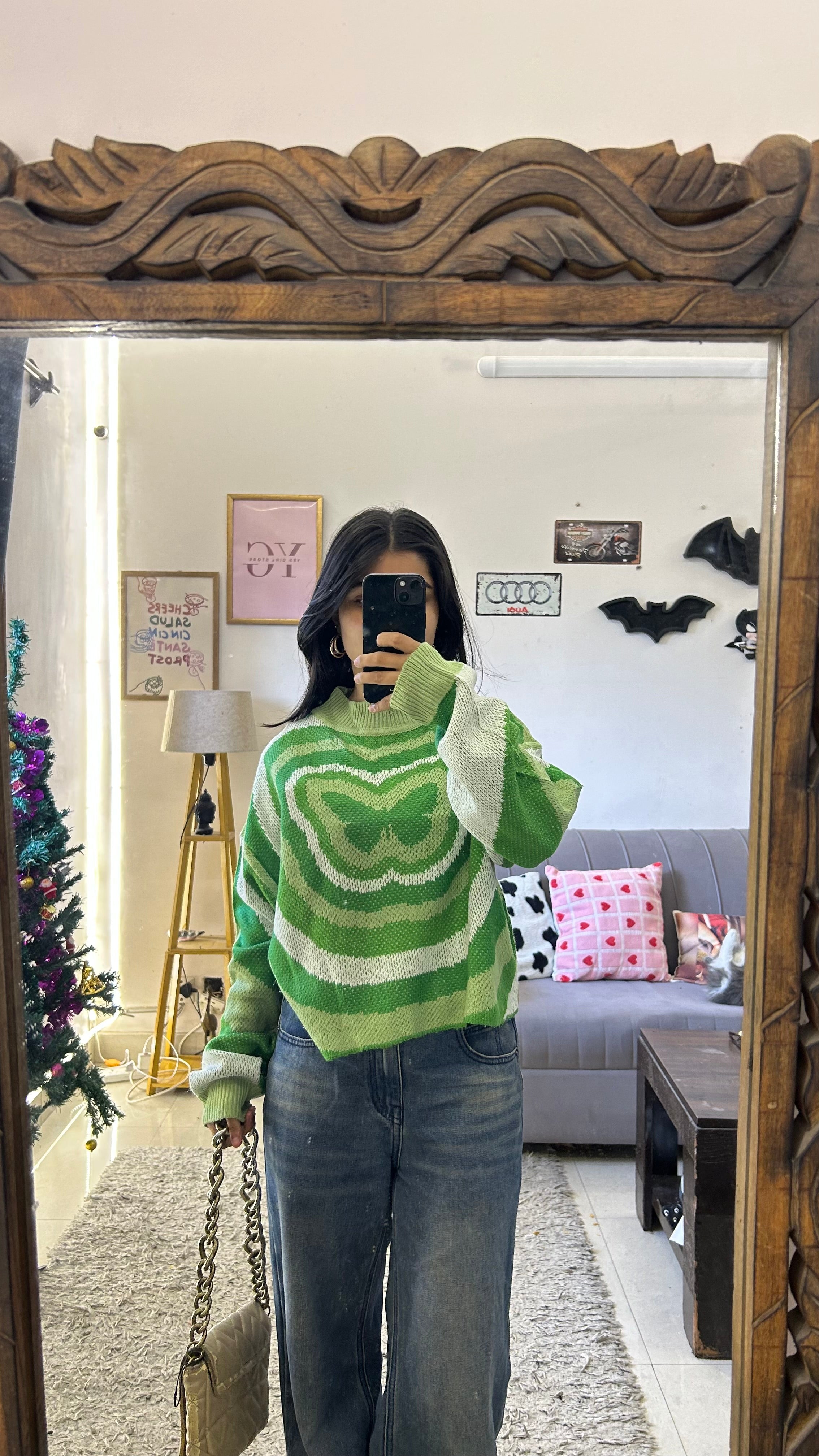 57 Cute. Sweater M