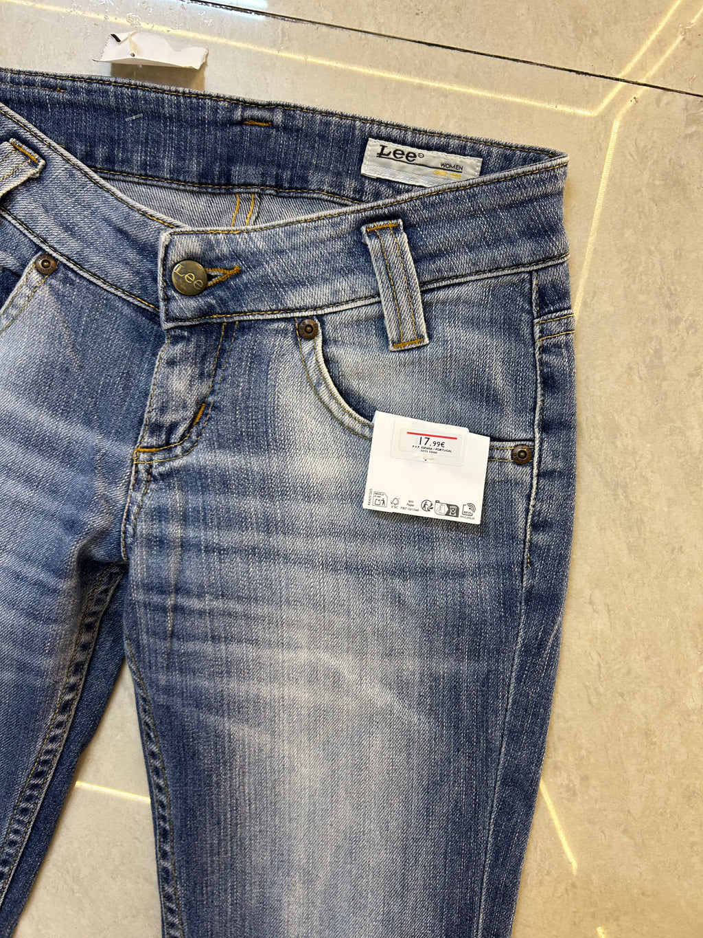 35) vintage jeans w:28/l:40/inceam:7/hips:32