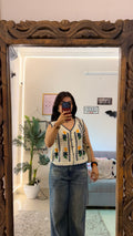 124 Vintage Top 28-32 bust