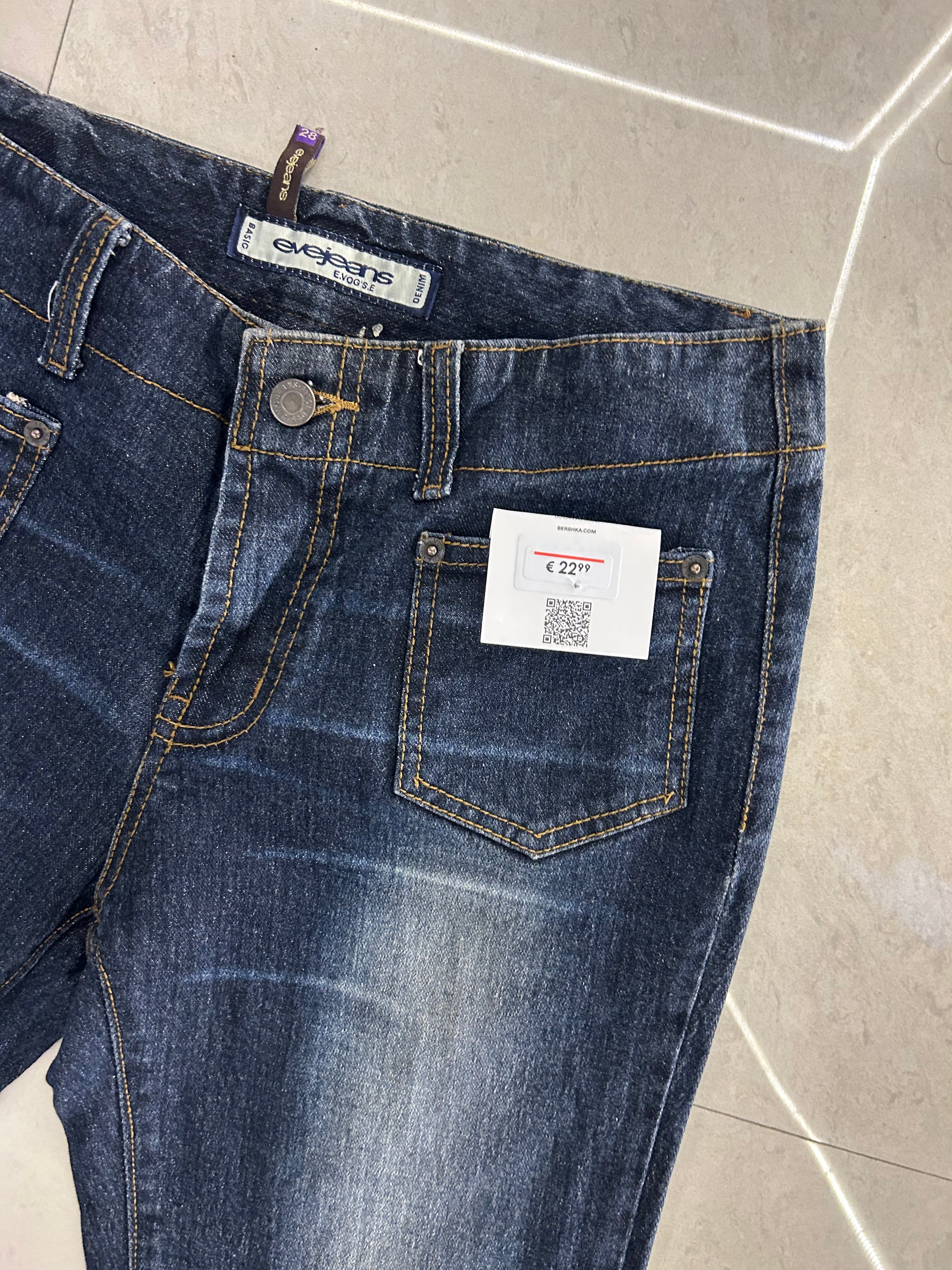 28) Vintage jeans waist:30/l:42/inceam:10/hips:35