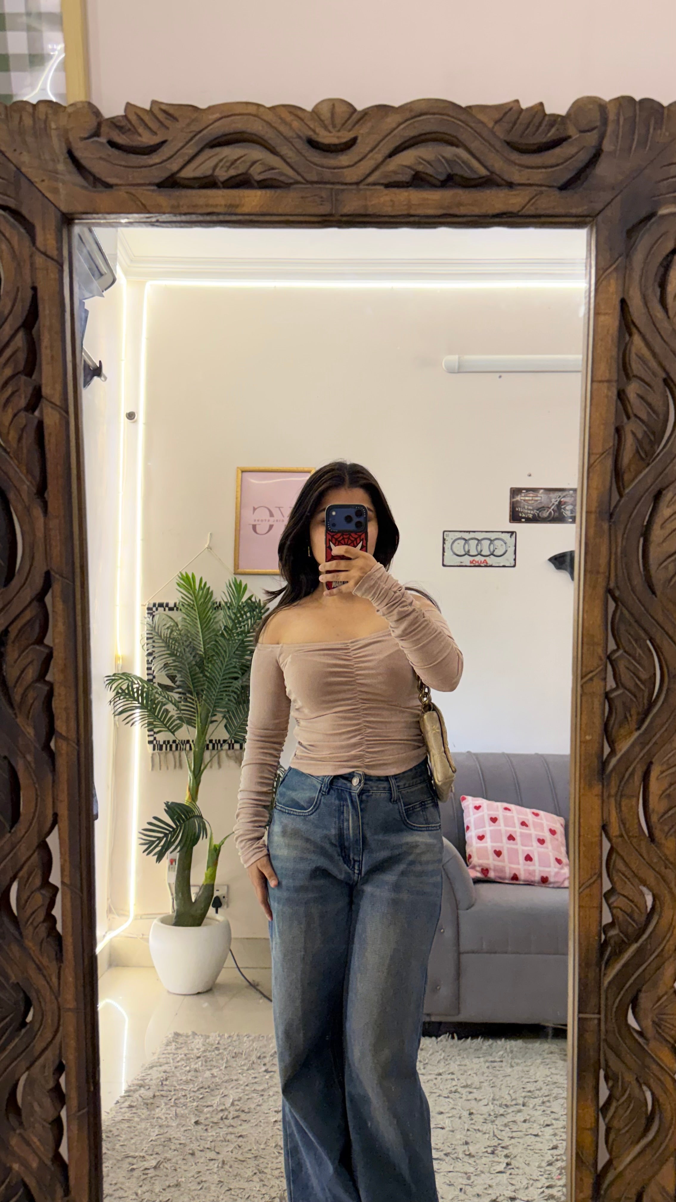 34 cute top 28-32 bust