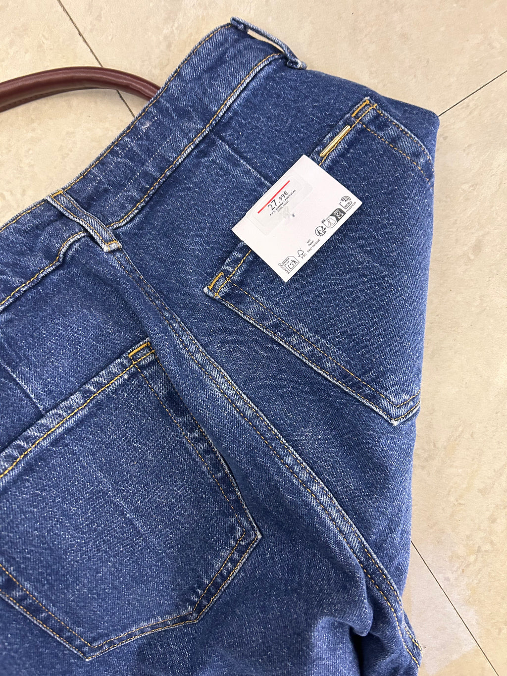 19) Vintage jeans waist:27/l:39/inceam:12/hips:34