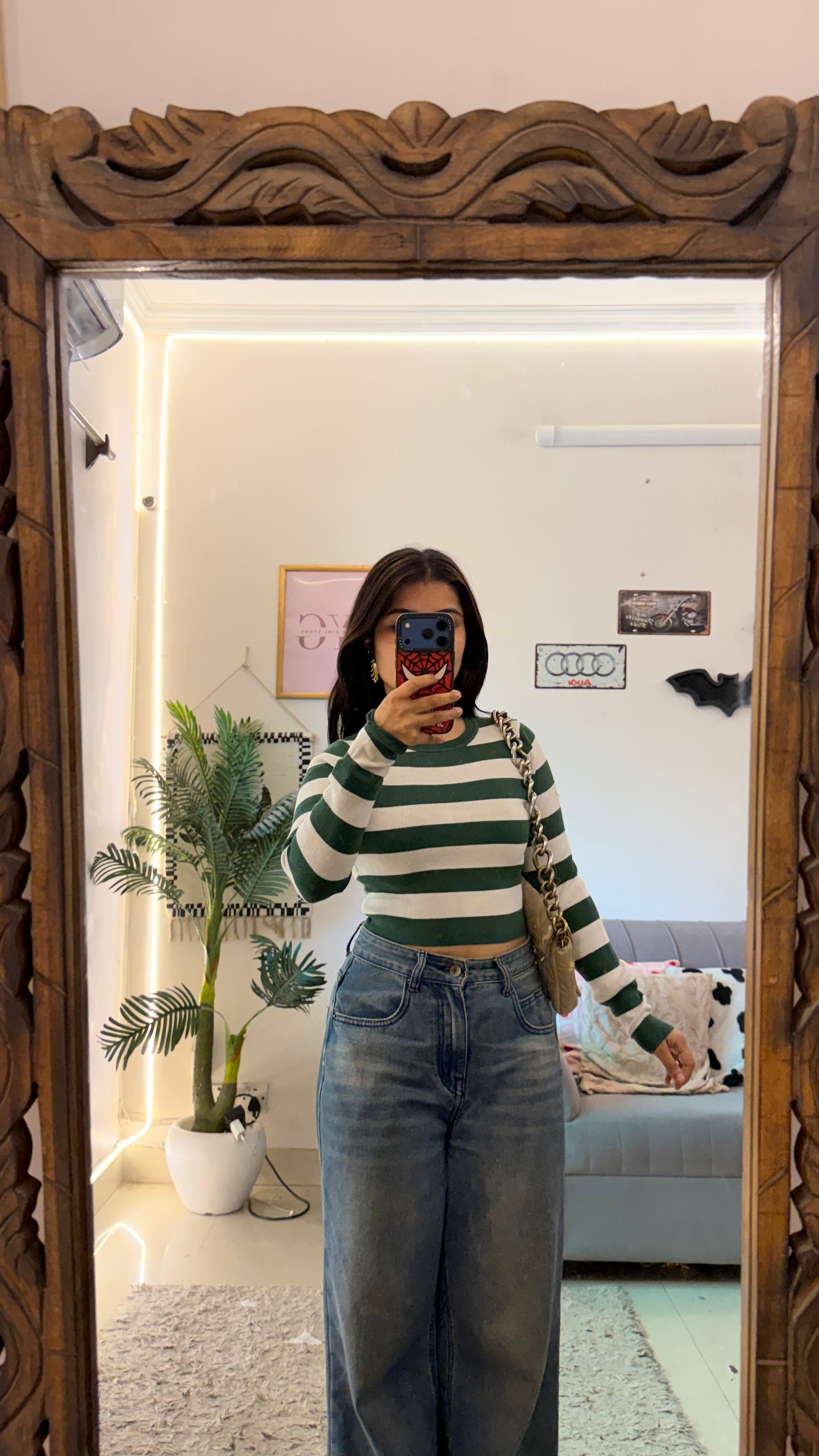 126 Vintage Top 28-32 bust