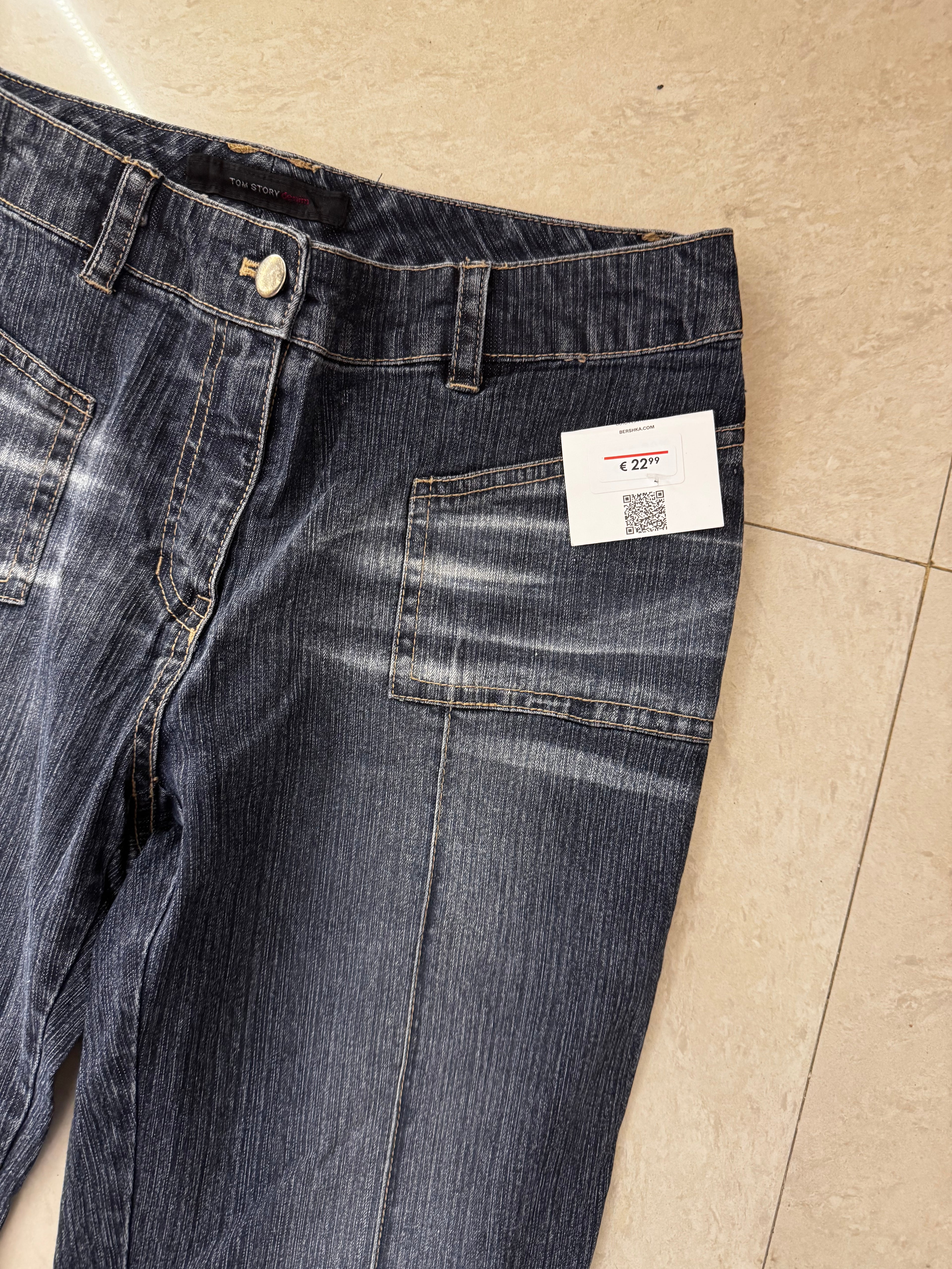 7) Vintage jeans waist:32/l:41/inceam:9/hips:38
