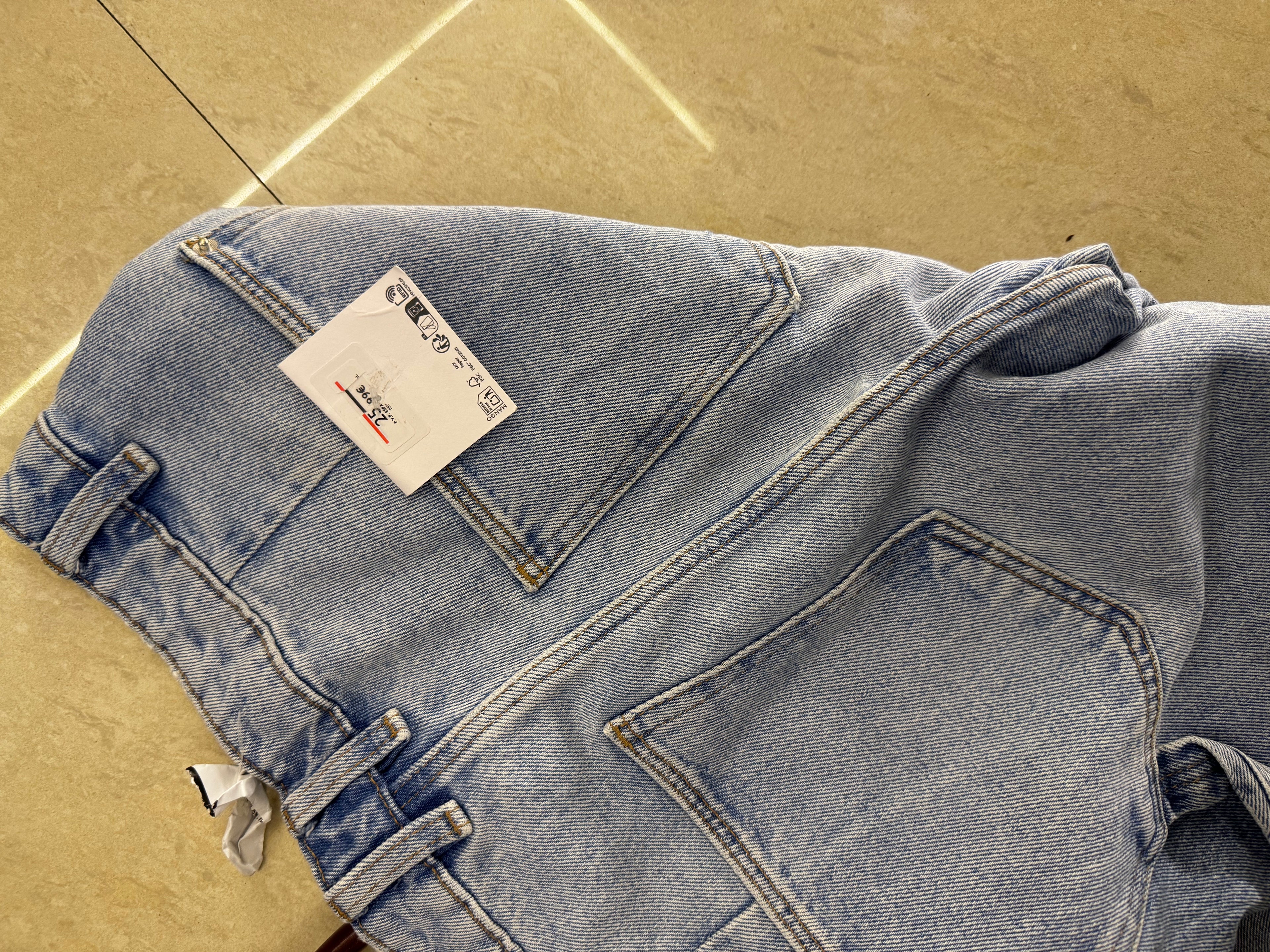 14) Vintage jeans waist:28/l:41/ highwaist:12/hips:36