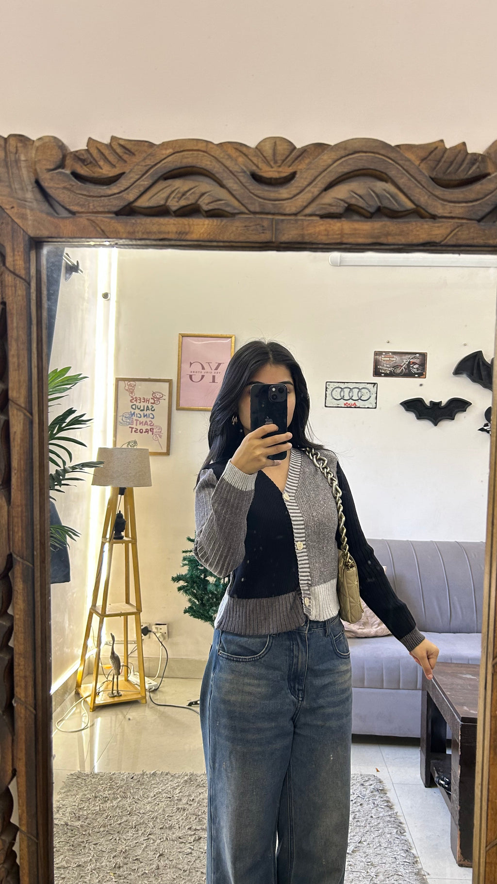 162 cute sweater 28-30 bust