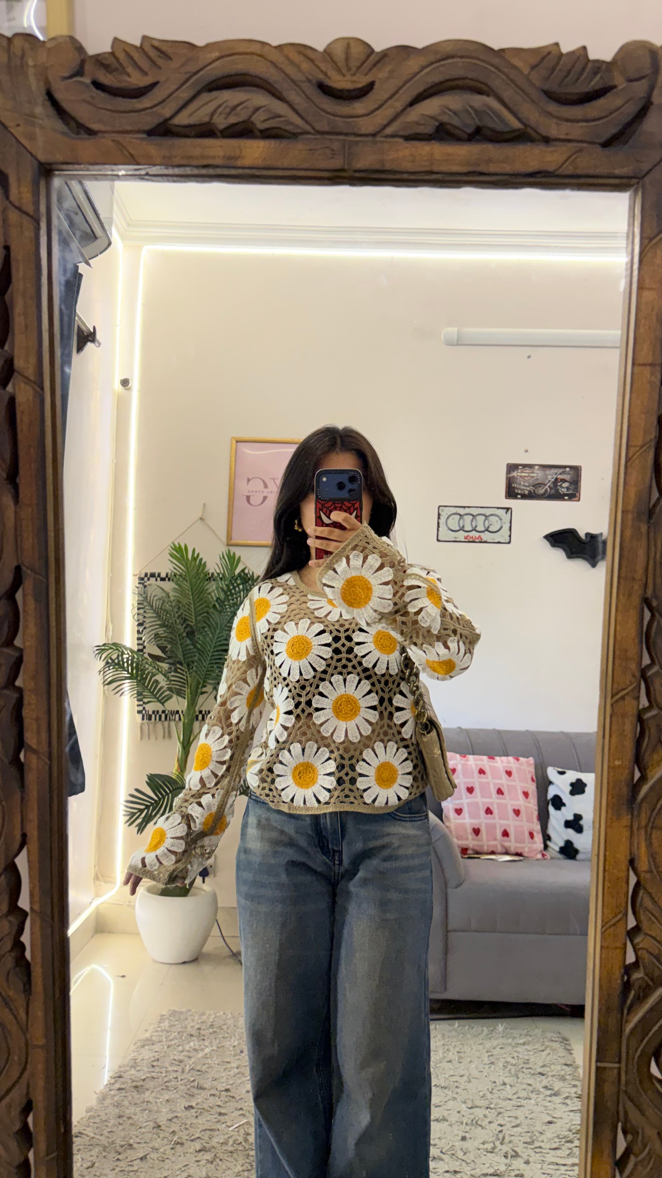 160 Cute retro top 28-32 bust