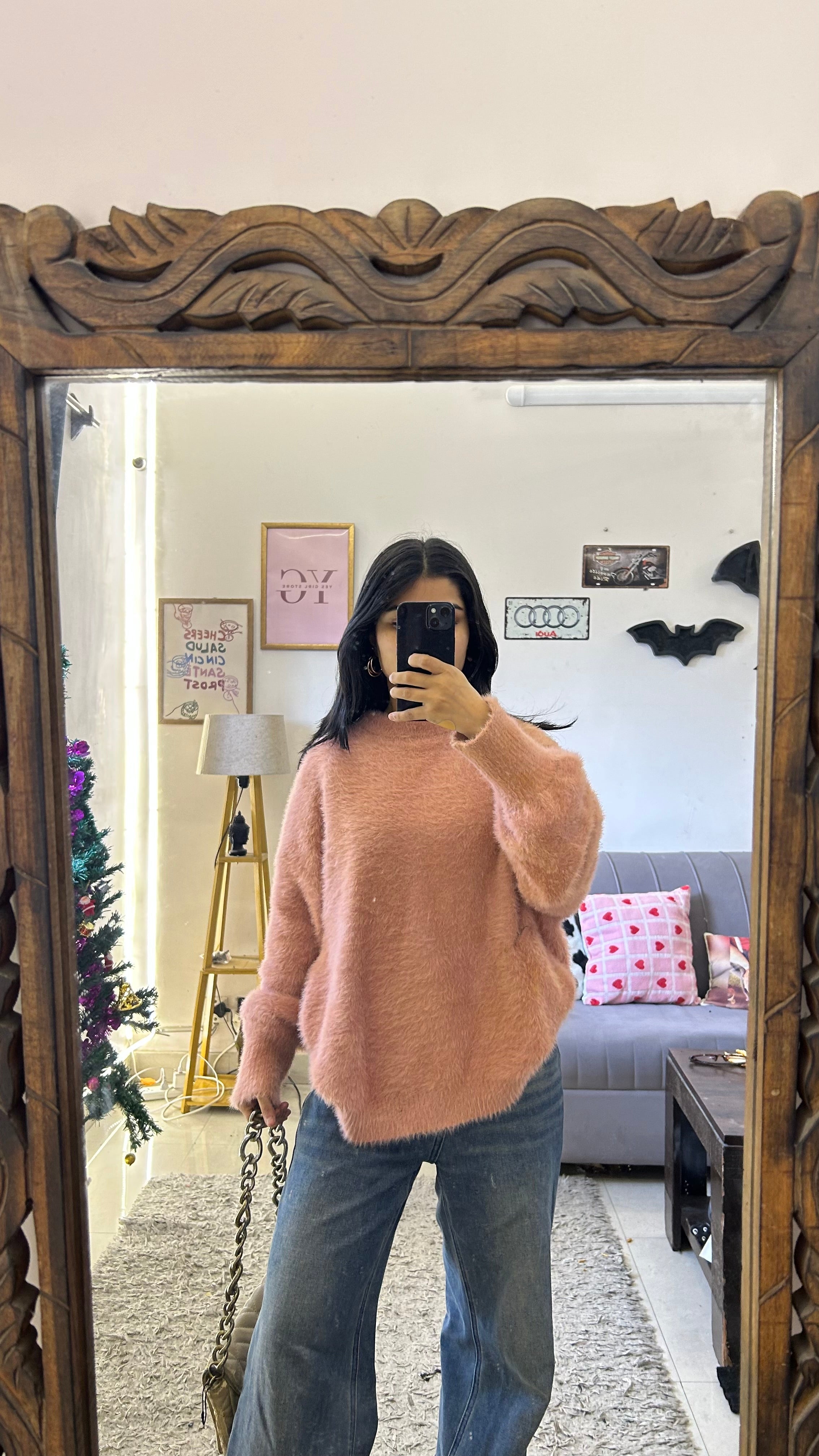 84 Very soft Sweater L