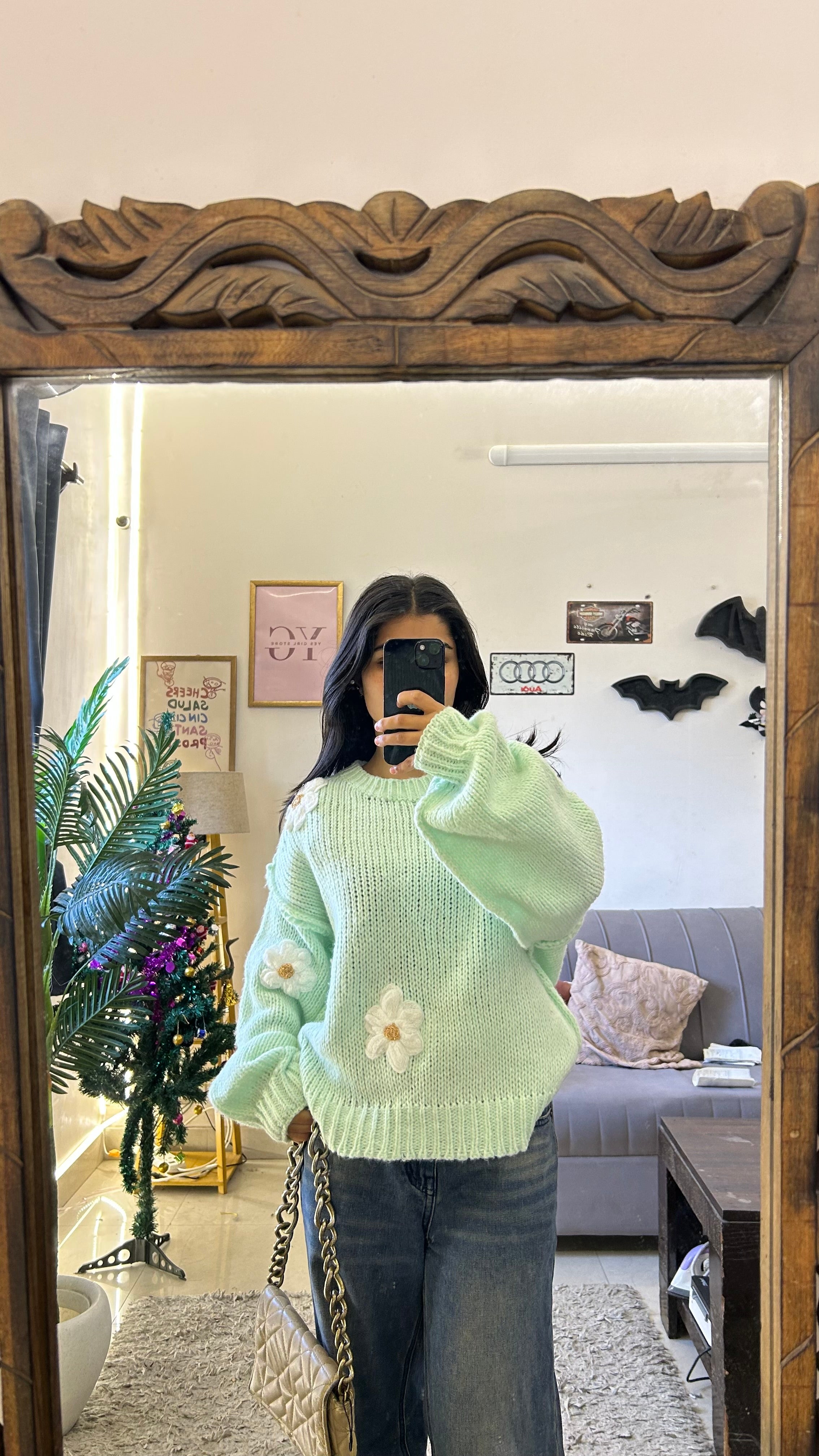 42 cute sweater M -L