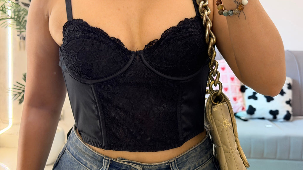 79 Pinterest croset 28-30 bust