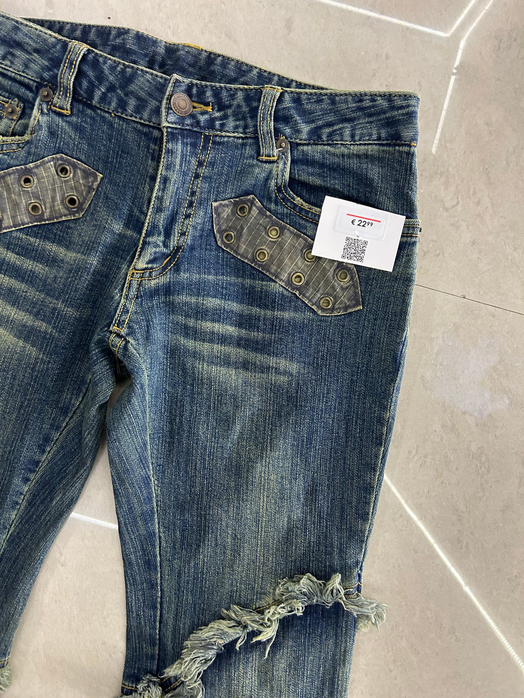 20) Vintage jeans waist:28/l:39/inceam:8/hips:34