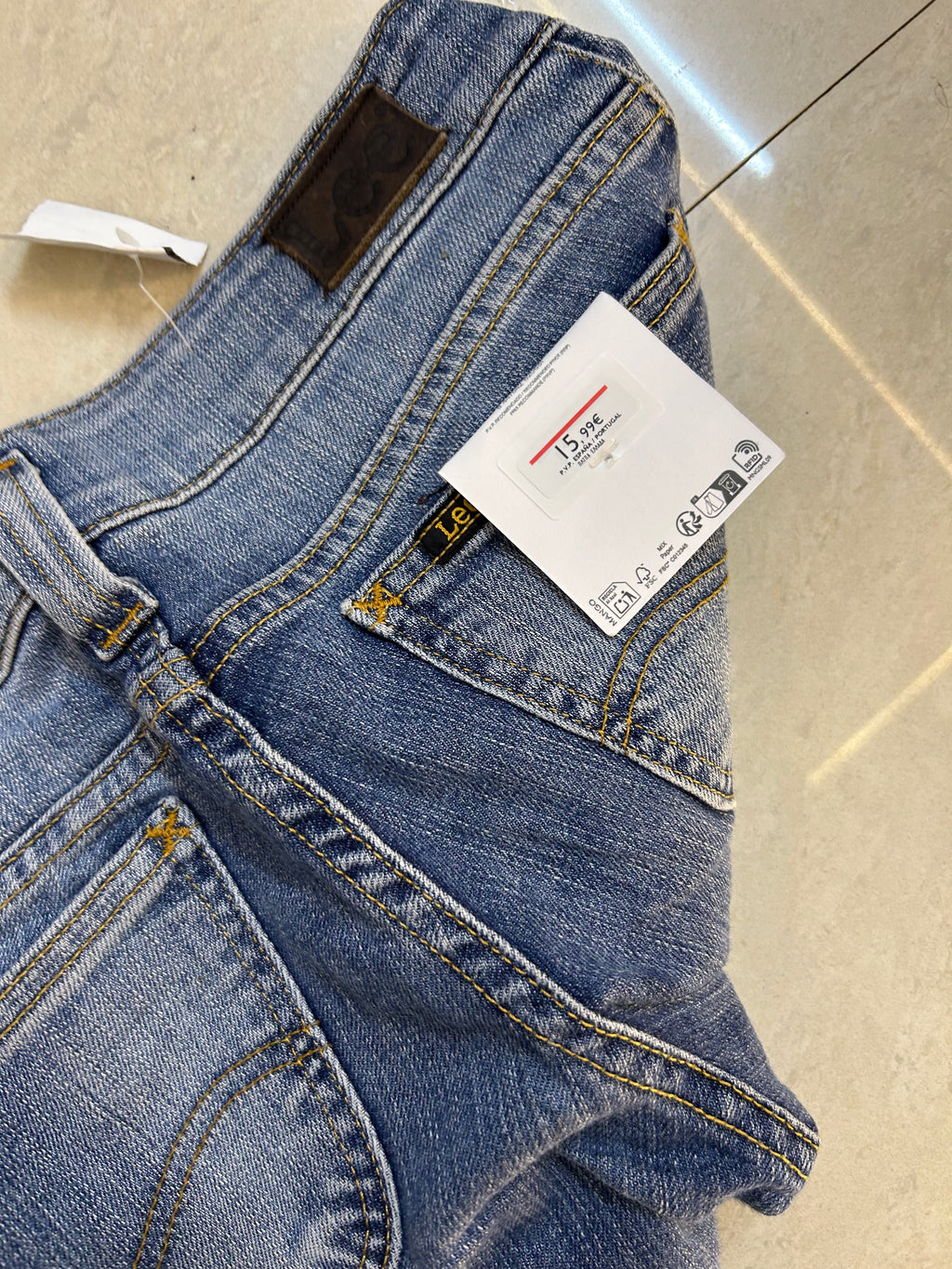35) vintage jeans w:28/l:40/inceam:7/hips:32
