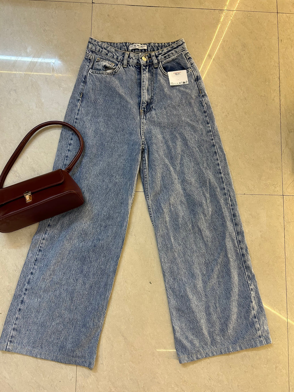 39) vintage jeans waist:24/l:37/inceam:11/hips:34