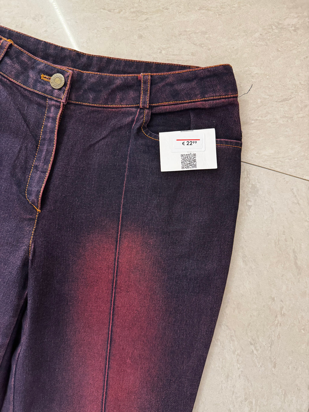 5) Vintage jeans waist:28/l:40/inceam:10/hips:36