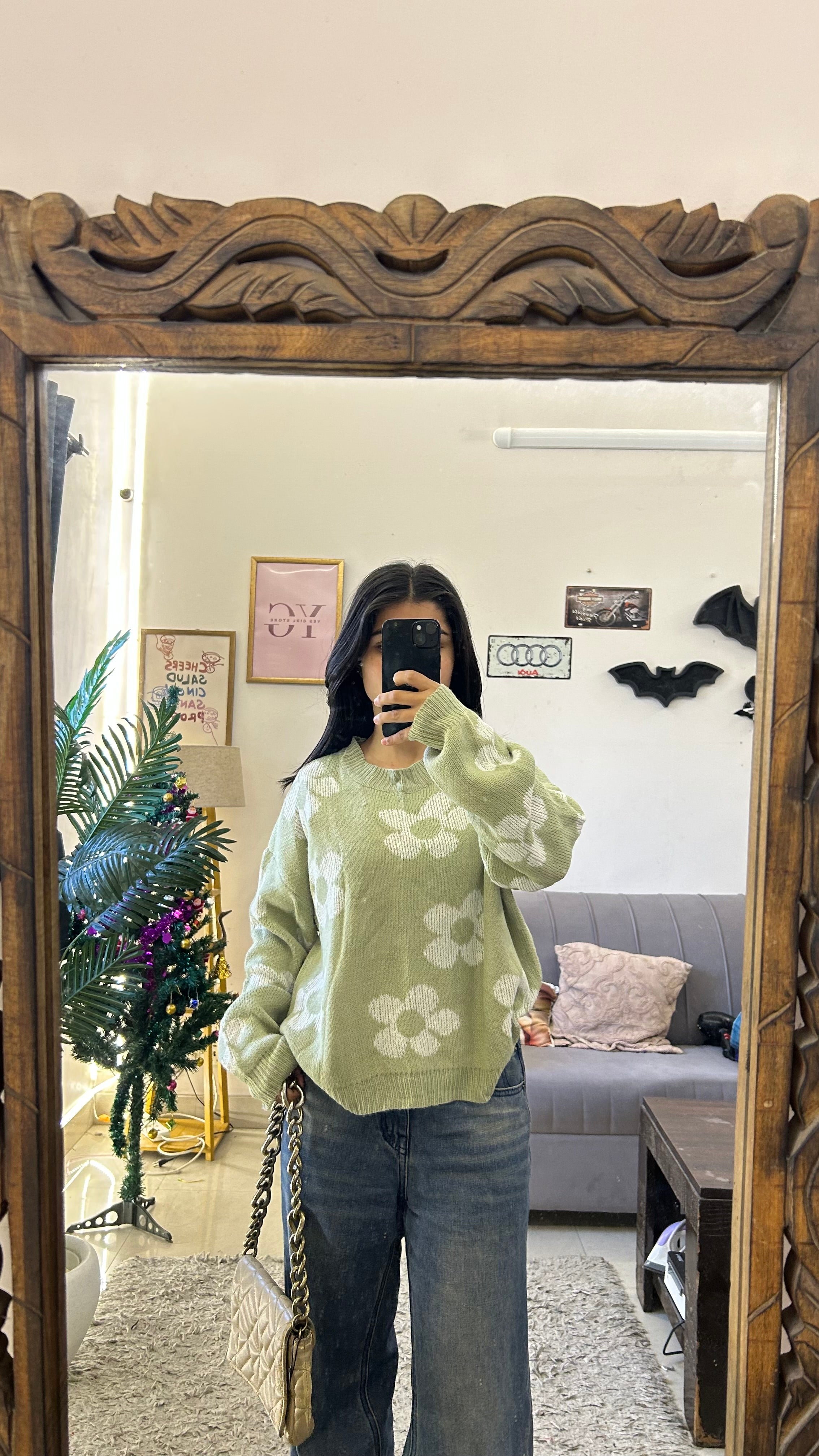 Cute sweater S-M