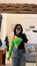 82 cute Top 32-34 bust