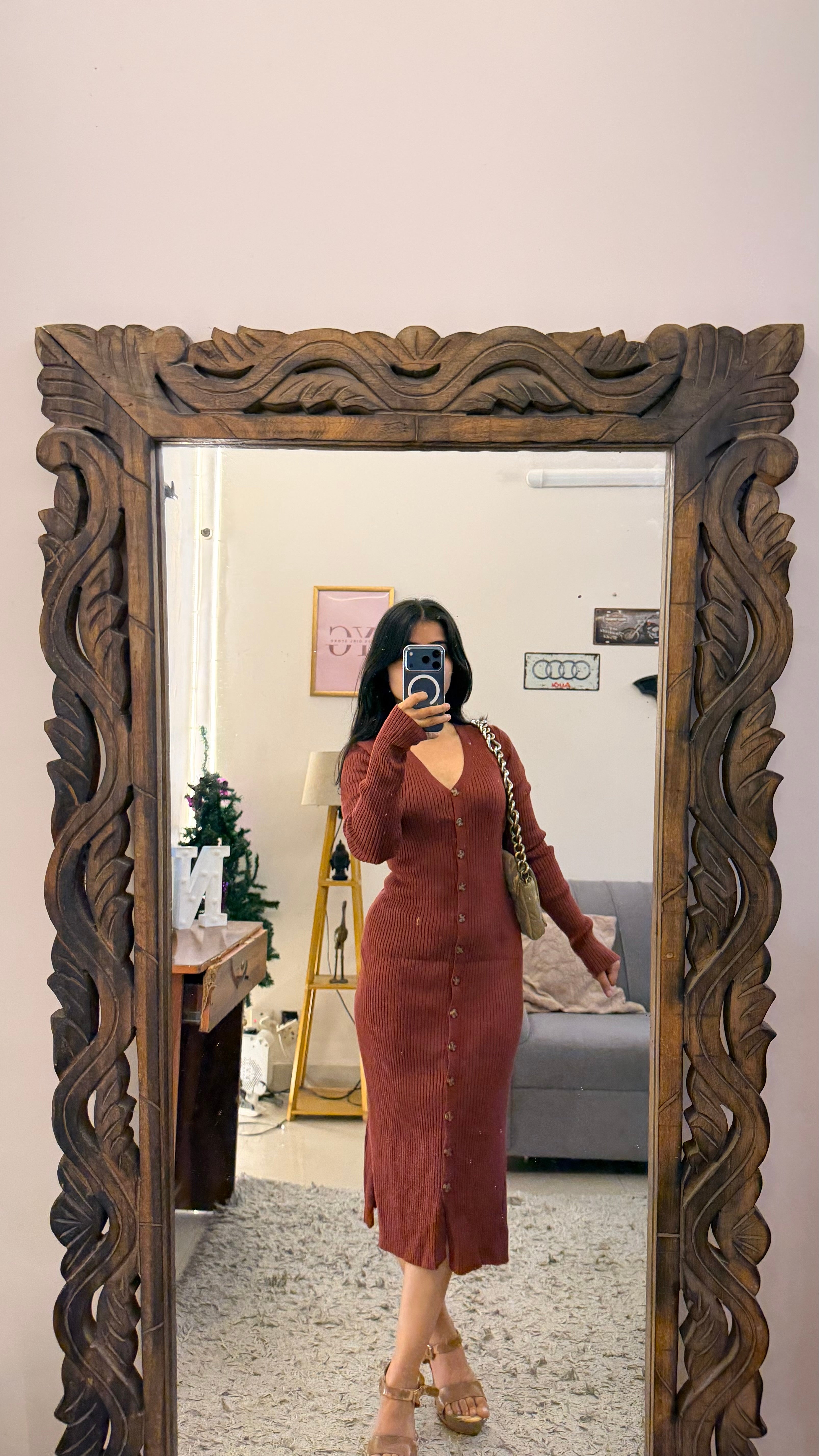 43 bodycon dress bust 36-40/length 46