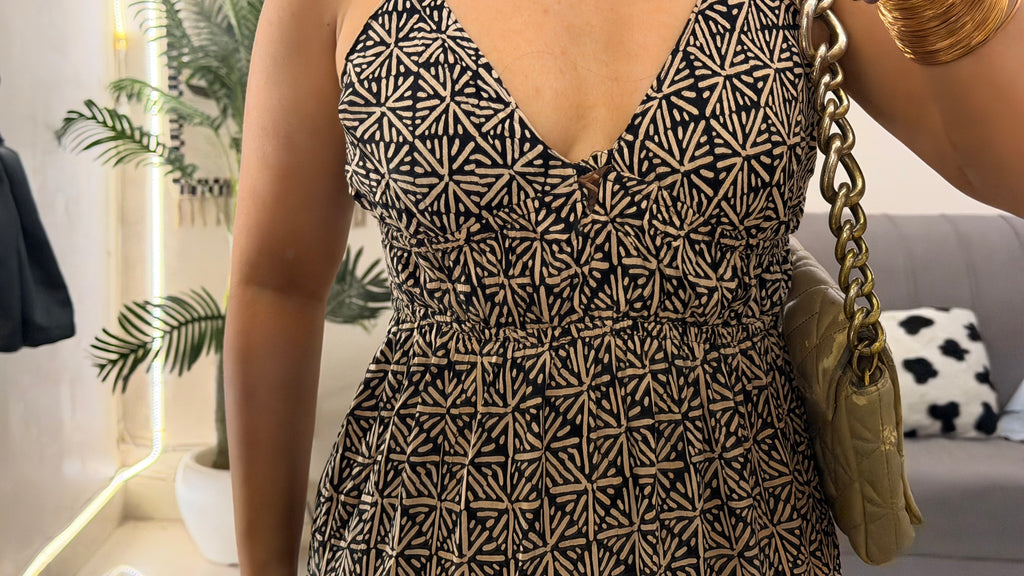 27 classy summer dress 28-32bust/49L