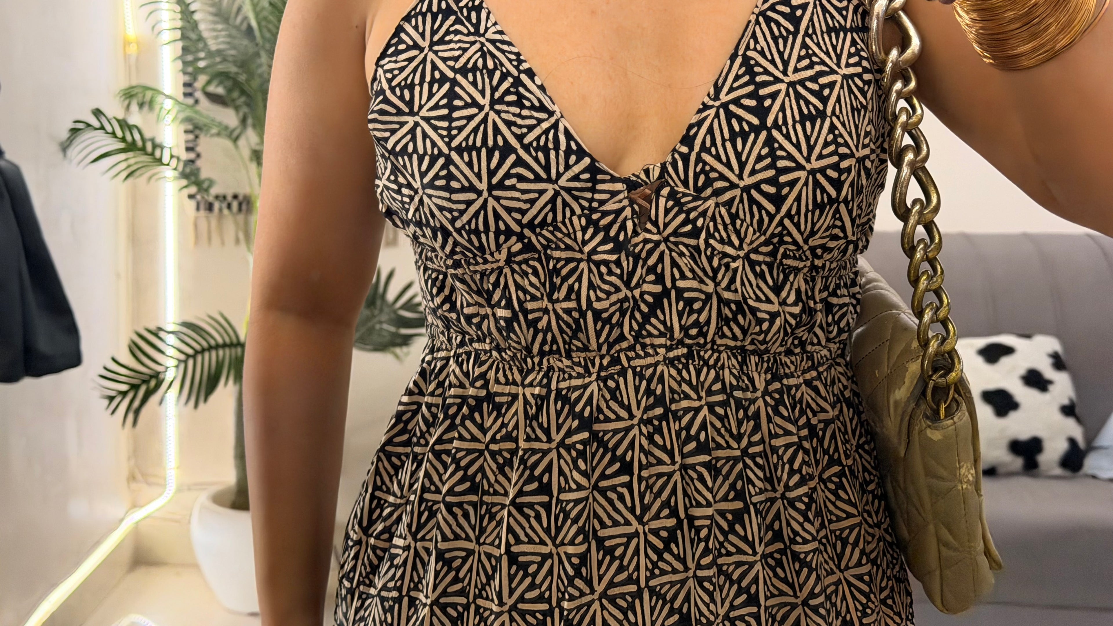 27 classy summer dress 28-32bust/49L
